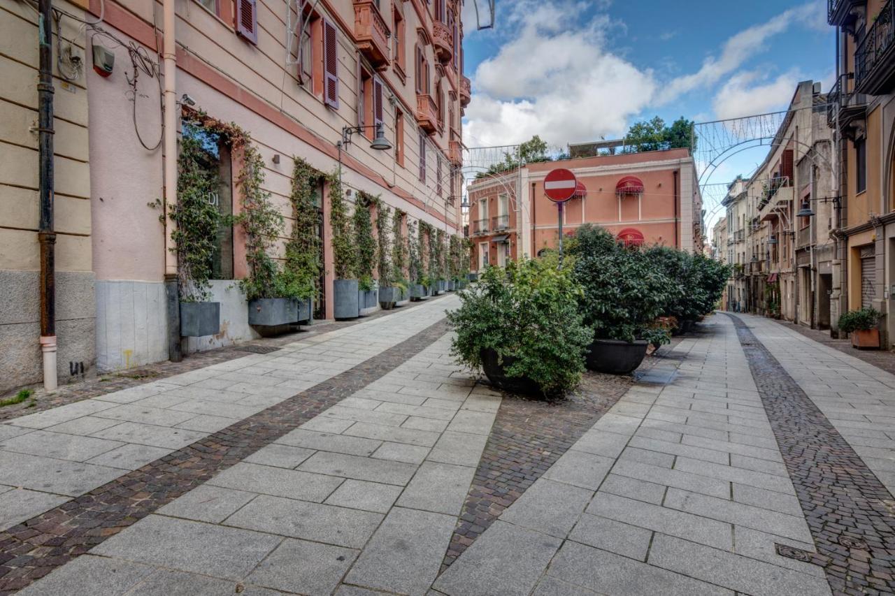 Right House Di Via Sulis - Best Neighborhood In The Town Cagliari Luaran gambar