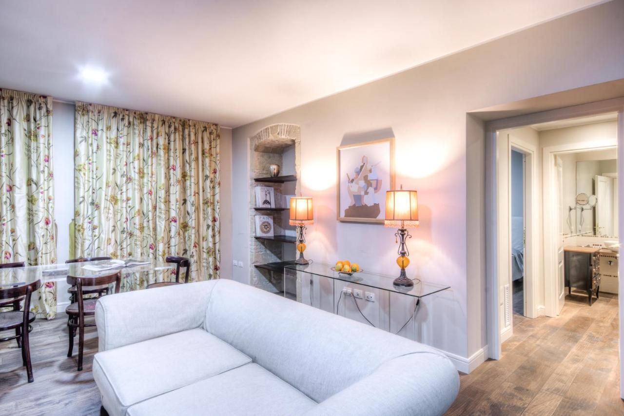 Right House Di Via Sulis - Best Neighborhood In The Town Cagliari Luaran gambar